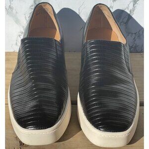 Baretraps Womens 8.5M Black Faux Leather Slip-On Sneakers With Textured Finish &